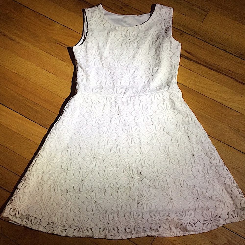 ⭐️ Girl’s white Lace Dress by Place